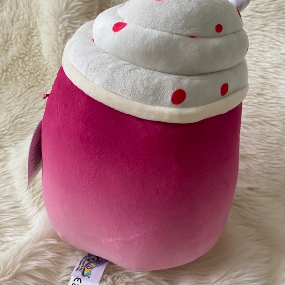 NWT Squishmallows 8” Cinnamon the Frozen Yogurt - Picture 2 of 3